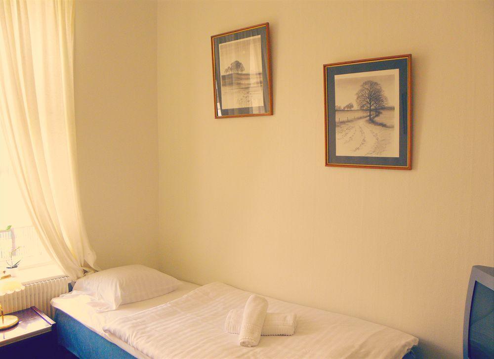 A Marican Hostel & Hotel ノルチェピング エクステリア 写真